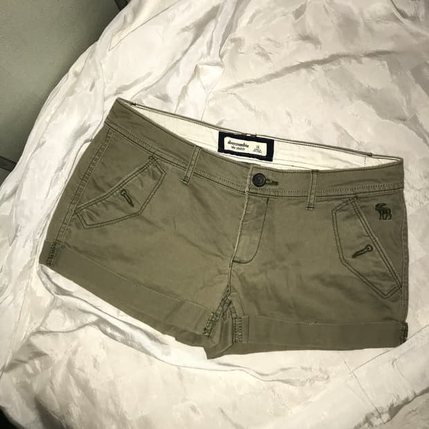 Abercrombie 아베크롬비 로우 핫팬츠
