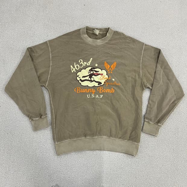 [L] 아웃스탠딩 밀 시리즈 버니 밤 맨투맨 스웻셔츠 0105M1