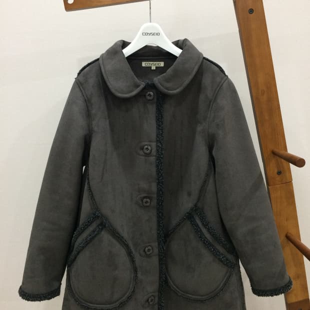 코이세이오 라운드 칼라 스웨이드 재킷 차콜