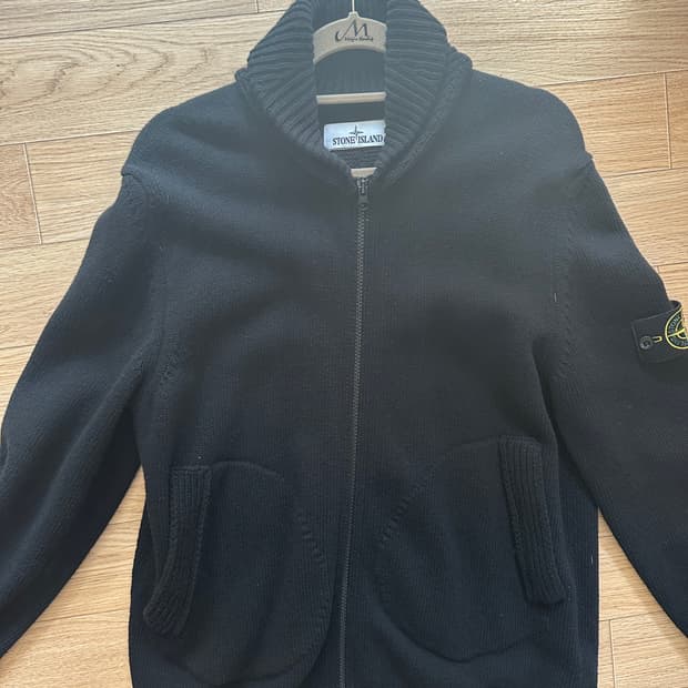 스톤아일랜드 가디건