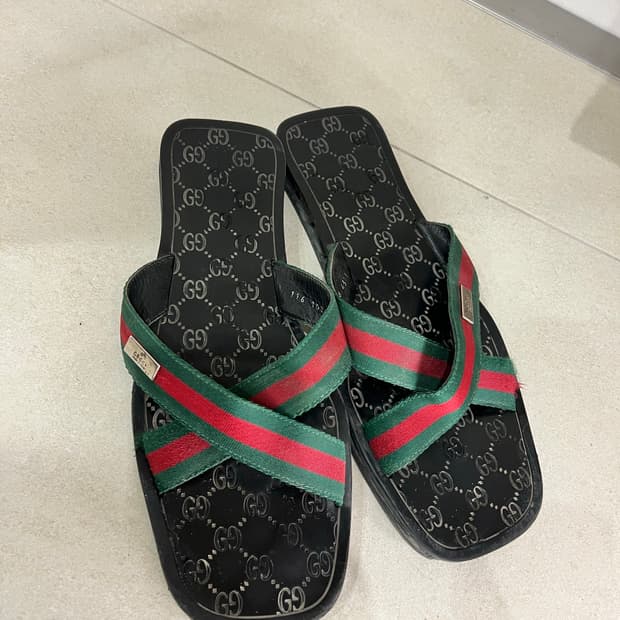 구찌 삼선 슬리퍼