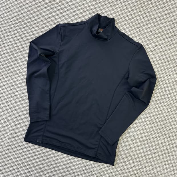 L 아이더 긴팔 티 0427D