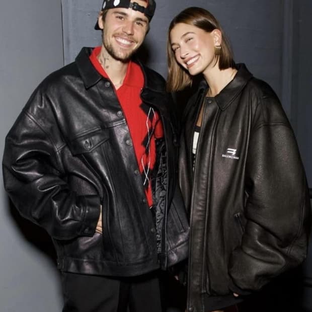 발렌시아가 버팔로 트러커 구매합니다