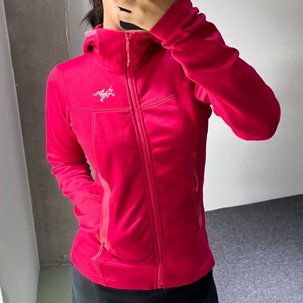 아크테릭스 아레나이트 후드 자켓