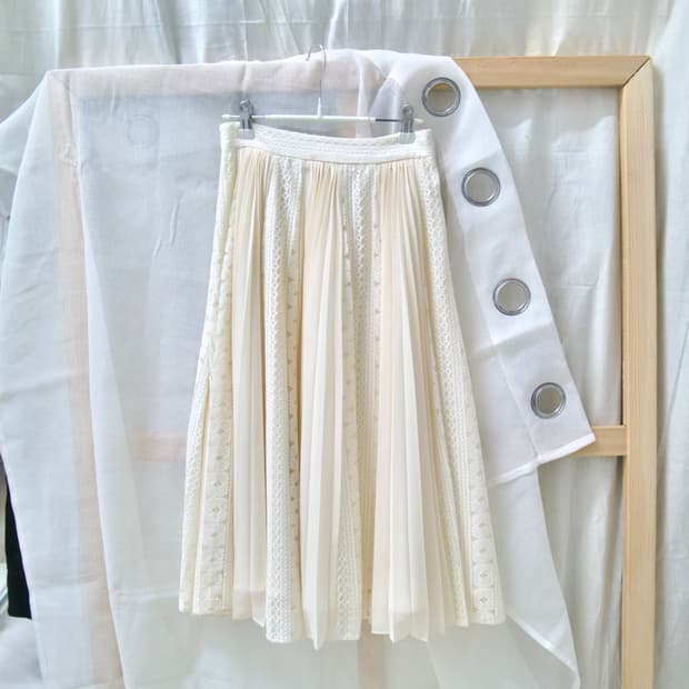 [PLASTIC ISLAND] punching mixed skirt