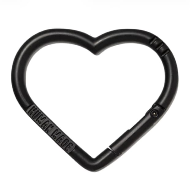 휴먼메이드 하트 카라비너 블랙