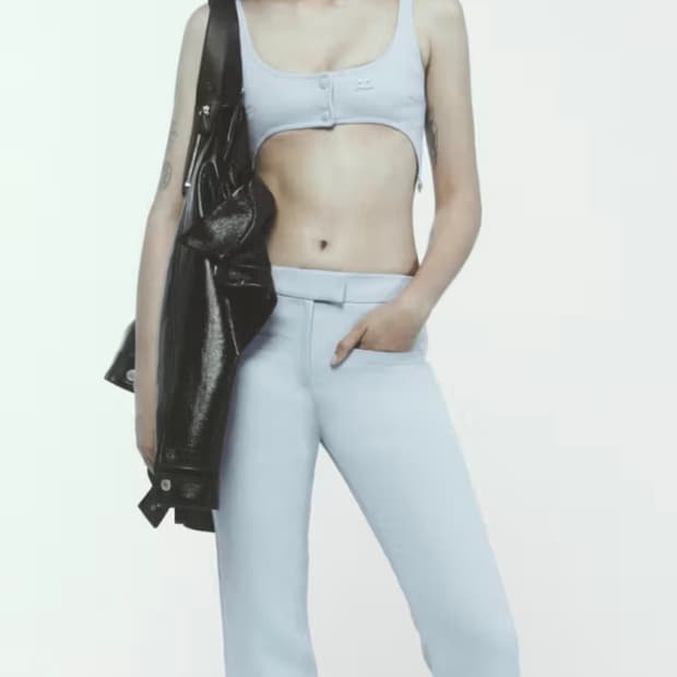 꾸레쥬(Courrèges) 트윌 서스펜더 브라 탑