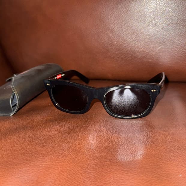 올드 슈프림 선글라스