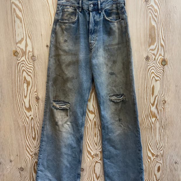 아크네 스튜디오 2021m 페니실린 머드워싱 데님팬츠