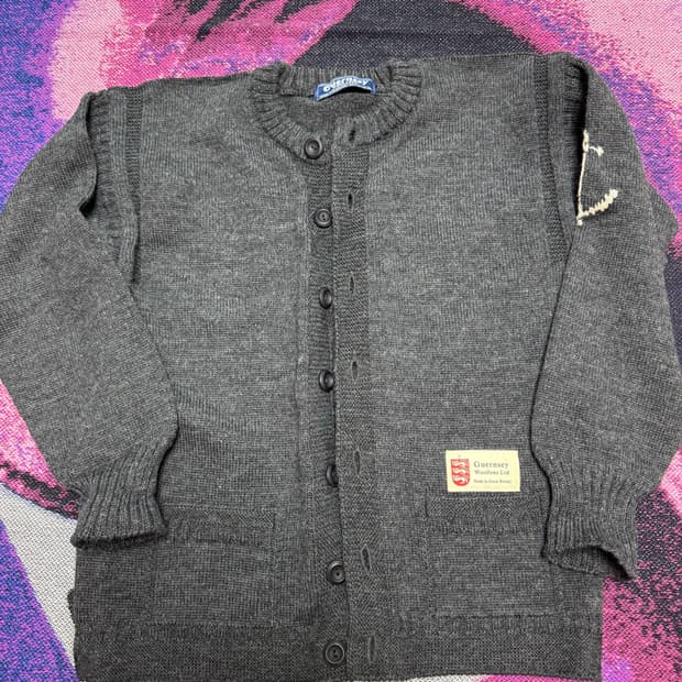 건지울른스 가디건 40사이즈