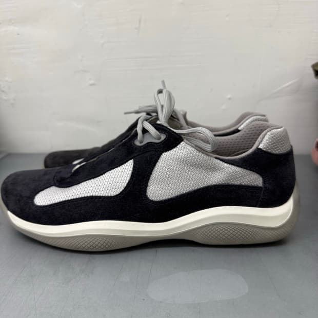prada sport 아메리칸컵 navy suede rare item