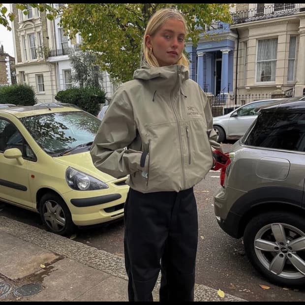 아크테릭스 베타sv 디스토션 M사이즈