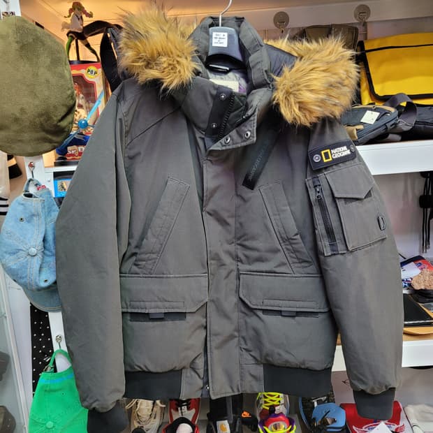 내셔널지오그래픽 퍼 패딩 점퍼 오리털 M