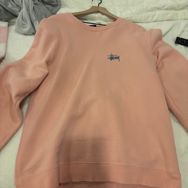 스투시 핑크 맨투맨 