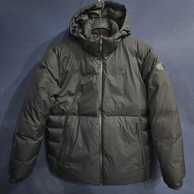 아이더 블랙컬러 남성 110 구스다운 패딩 