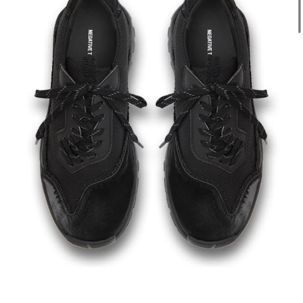 Negativethree 커브드 레이스 스니커즈