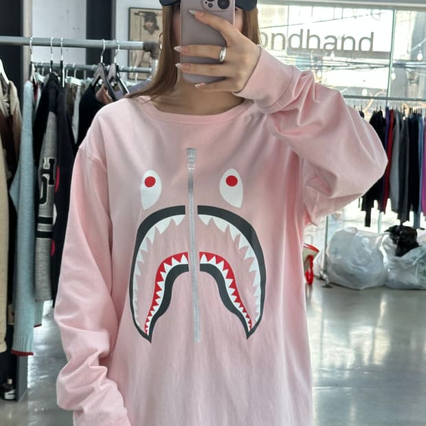 베이프 살몬핑크 샤크 롱슬리브긴팔티