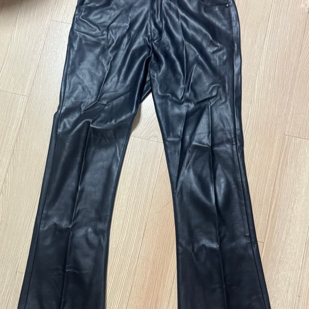 자라 플레어 레더 팬츠