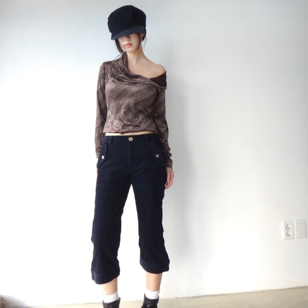 Wheel pattern multy velvet drape top