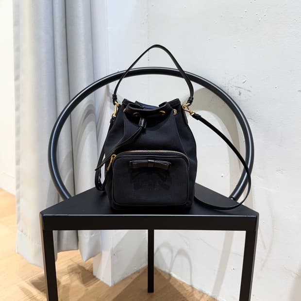 프라다 블랙 듀엣 리나일론 버킷백 