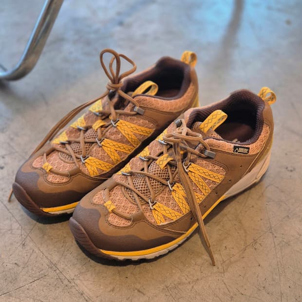 ​[ Merrell ] 머렐 고어텍스 비브람 트레킹화 (235/샌드옐로우