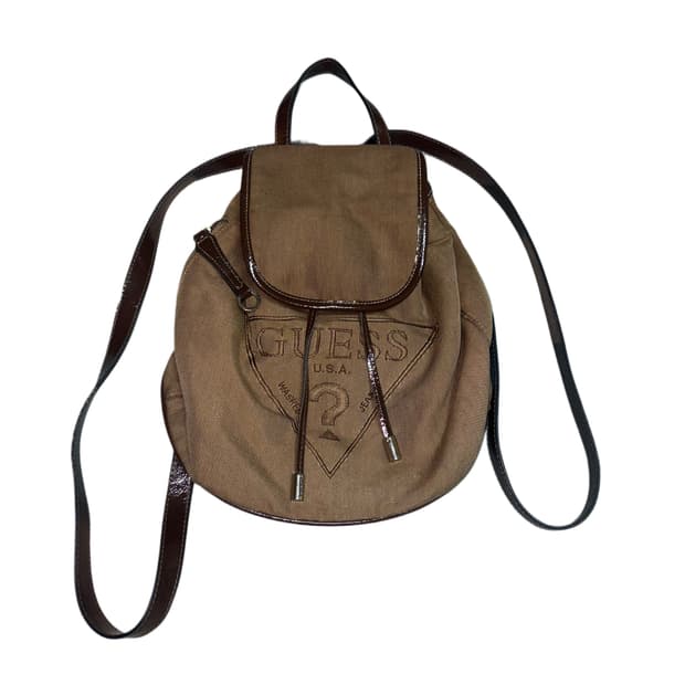 게스 에나멜 브라운 코튼 백팩
