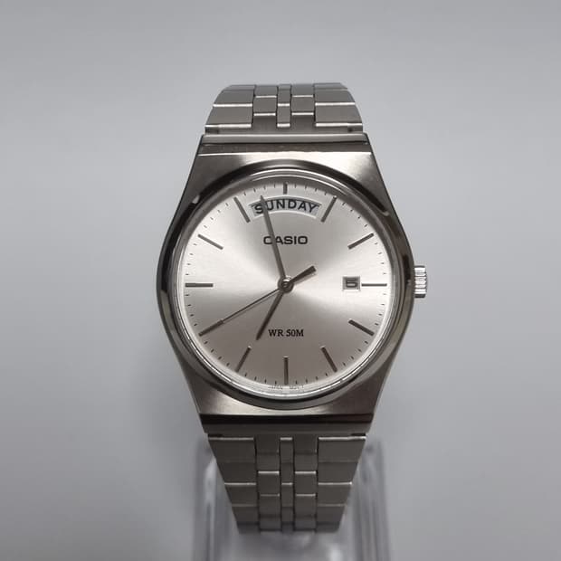 카시오 데이데이트