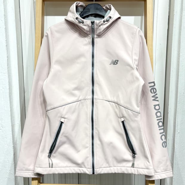 뉴발란스 후디 바람막이