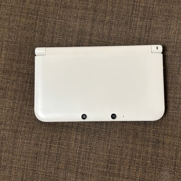 닌텐도 3DS XL 화이트