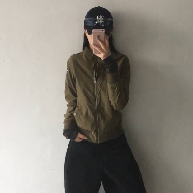 게스 자수로고 항공점퍼