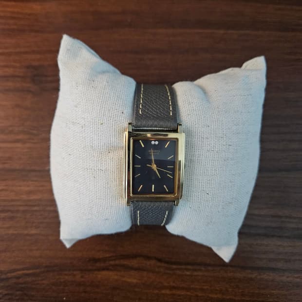 세이코 탱크 쿼츠 시계 (Seiko 7431-5300)