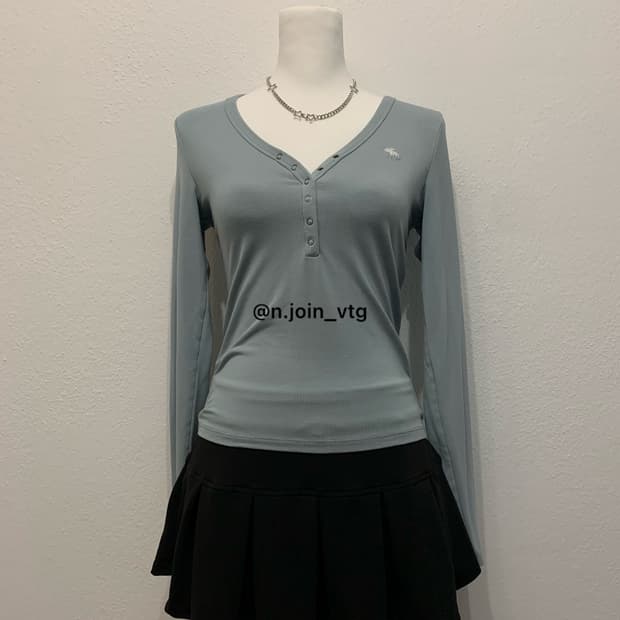 예약) 아베크롬비 헨리넥 뮤트 하늘 롱슬리브