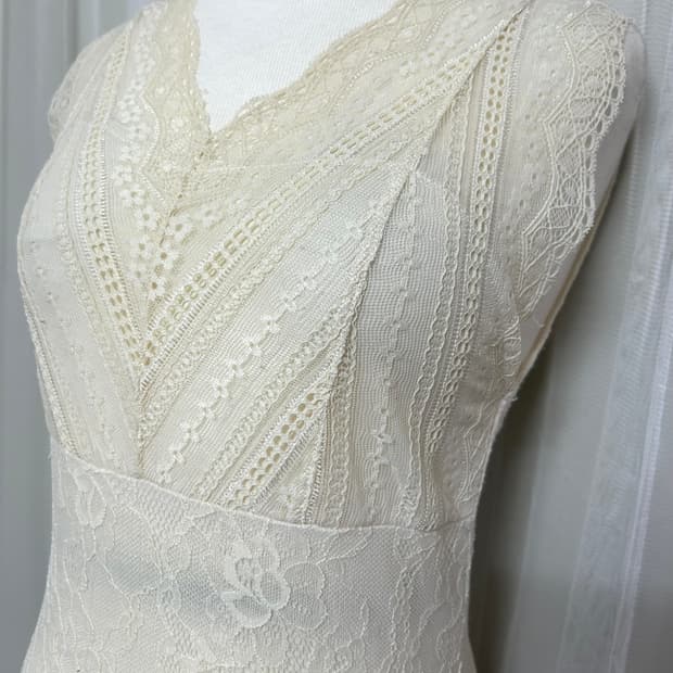 Rope picnic 아이보리 플라워 레이스 슬립 나시