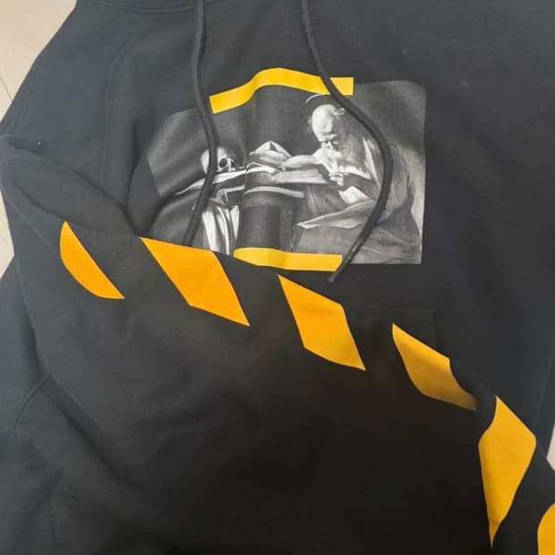 오프화이트 카라바조 후드티 M