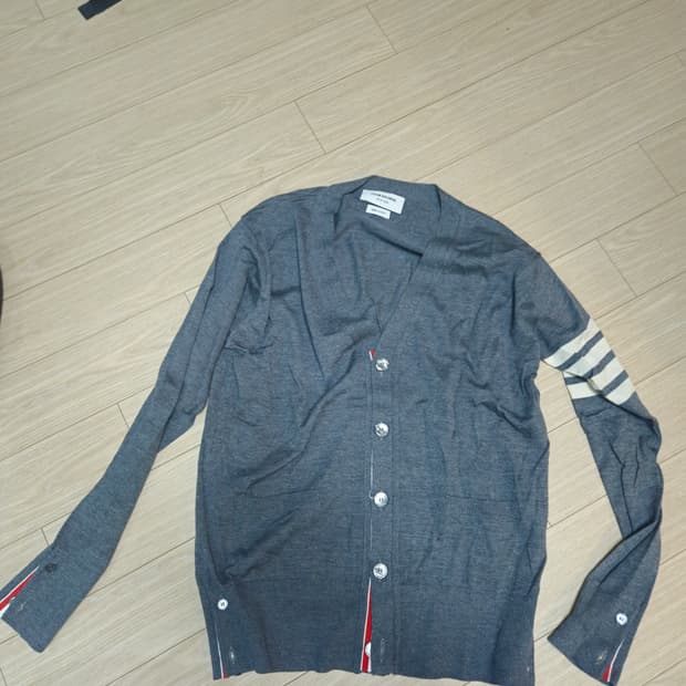 톰브라운 메리노울 가디건 그레이 2