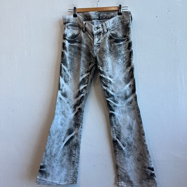 토네이도 마트 로우라이즈 워시드 로즈 부츠컷 데님팬츠 JPN Made 