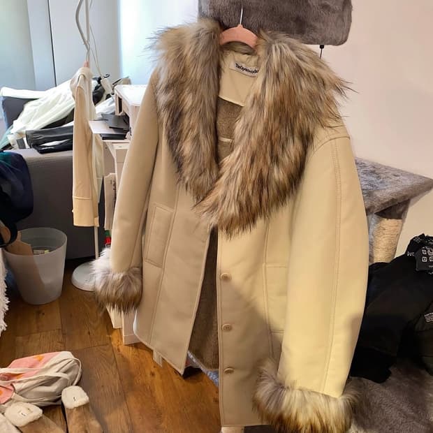 더오픈 트리밍자켓