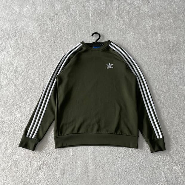 L 아디다스 카키 크루 맨투맨 100