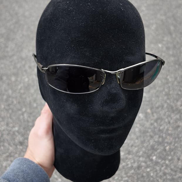 Ray-Ban— Grey Metal Frame italy 00s 