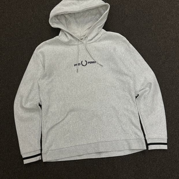 OS)프레드 페리 빈티지 로고 자수 플리스 후디
