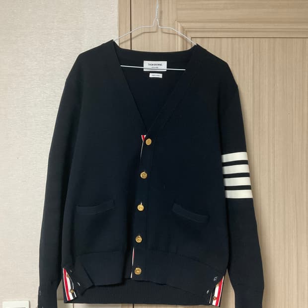 [새상품급/3] 톰브라운 밀라노스티치 금장 가디건