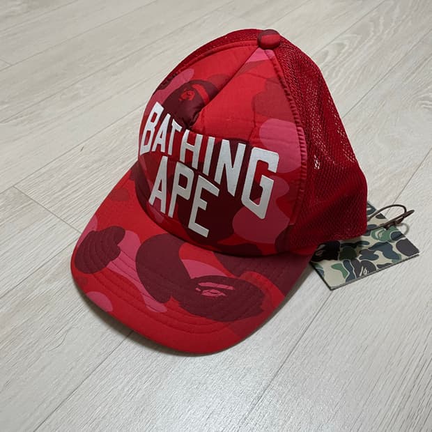 올드 베이프 nyc로고 메쉬 캡