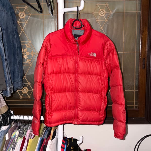 노스페이스 700 눕시 구스다운 패딩 레드