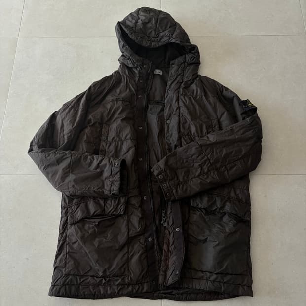 스톤아일랜드 가먼트다이드 다운자켓