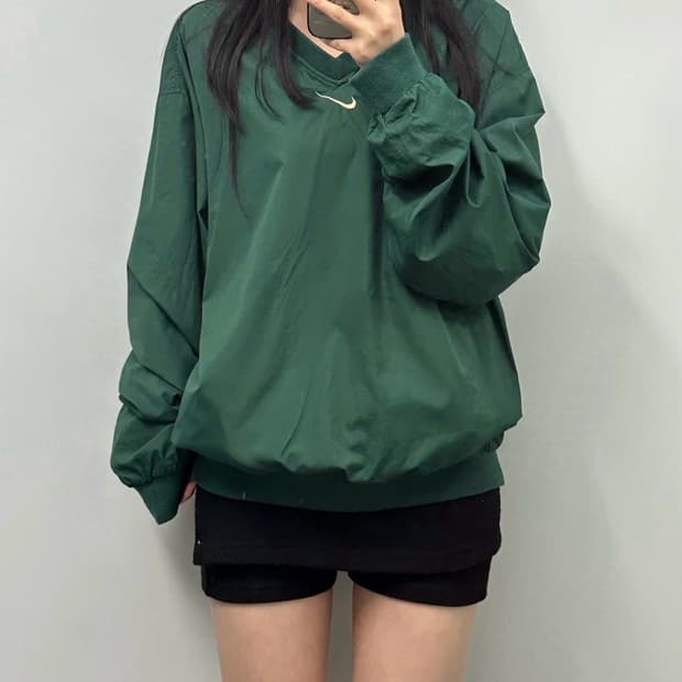 나이키 00s 스우시 브이넥 웜업