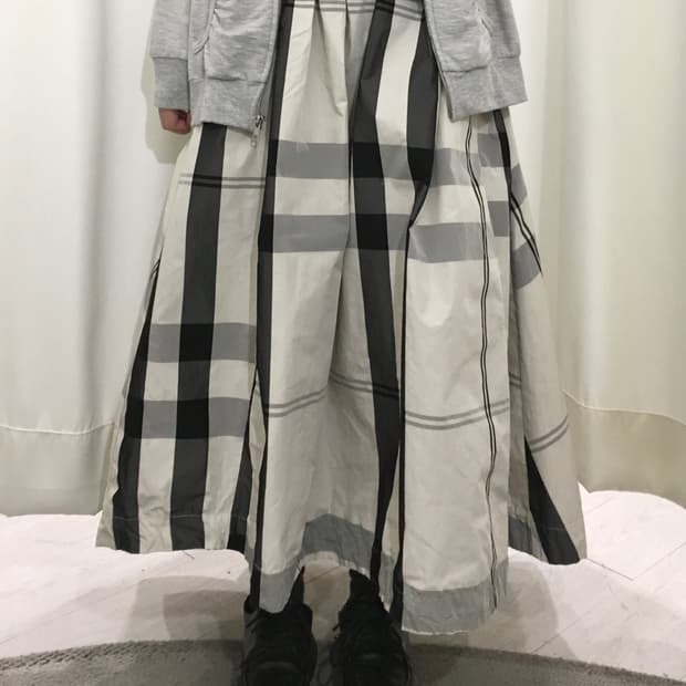 URBAN RESEARCH check skirt