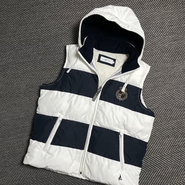 빈폴 아메카지 단가라 디테일 패디드 베스트y 5084