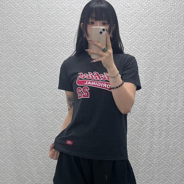 디키즈 올드스쿨 레트로 빈티지 캐주얼 반팔티 XS C11940