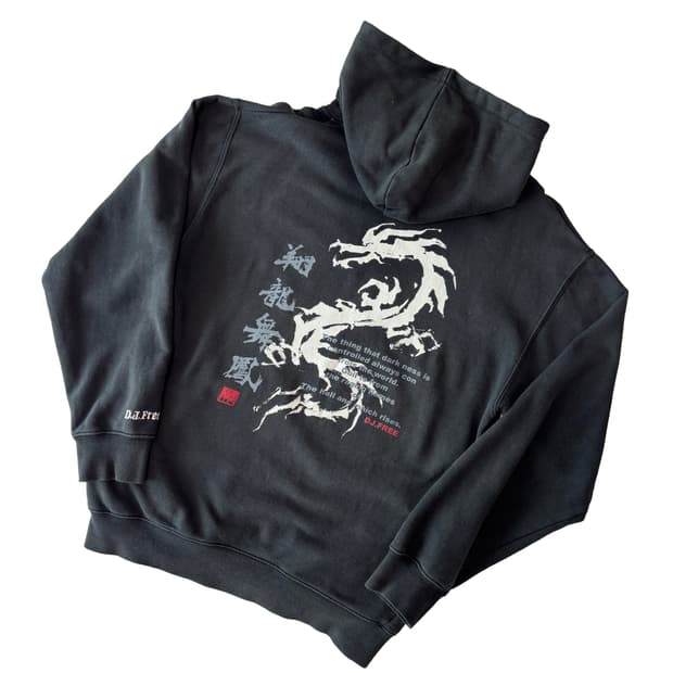 디제이프리(D.J.Free) 오리엔탈 드래곤 그래픽 후드티
