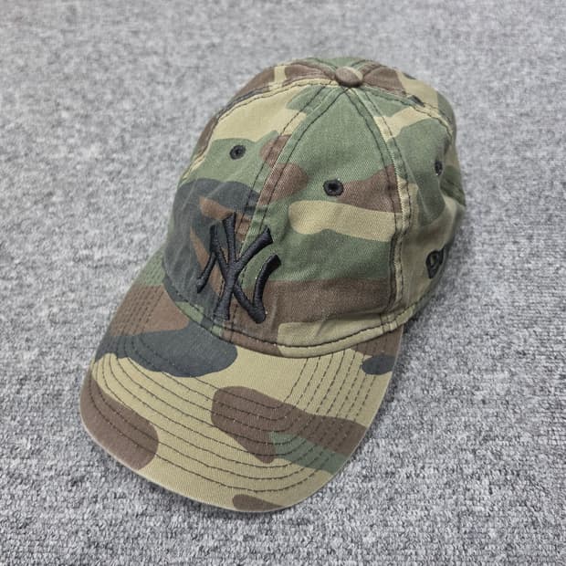 뉴에라 뉴욕양키즈 9TVENTY 밀리터리 카모 볼캡 모자